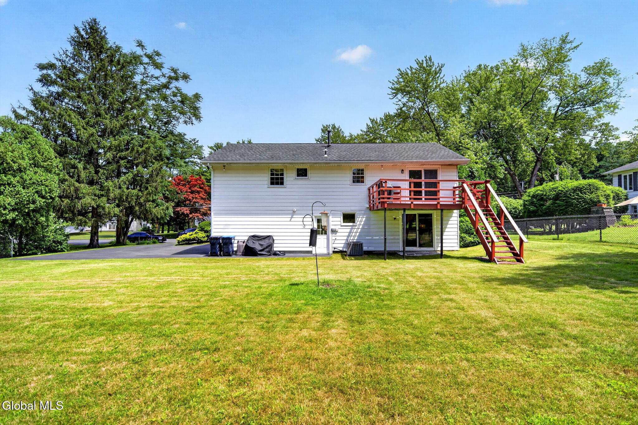 4 Farmingdale Road Latham NY 12110