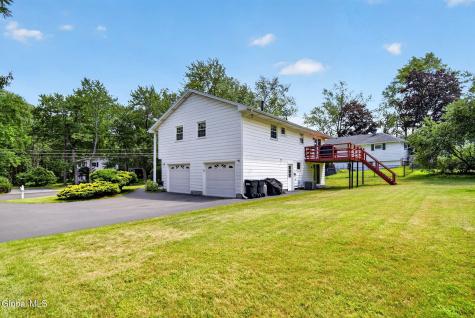 4 Farmingdale Road Latham NY 12110