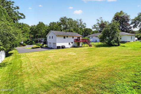 4 Farmingdale Road Latham NY 12110