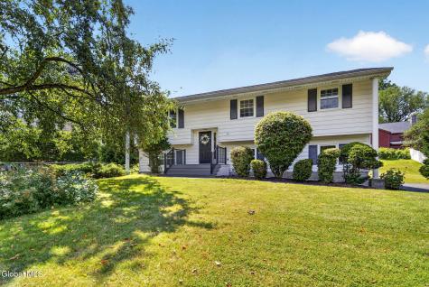 4 Farmingdale Road Latham NY 12110