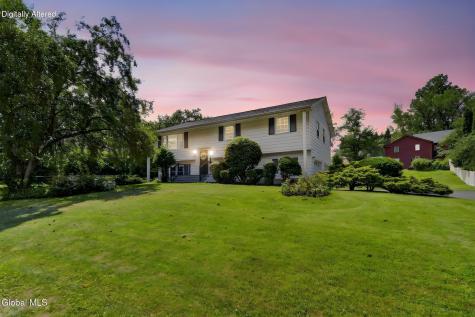 4 Farmingdale Road Latham NY 12110