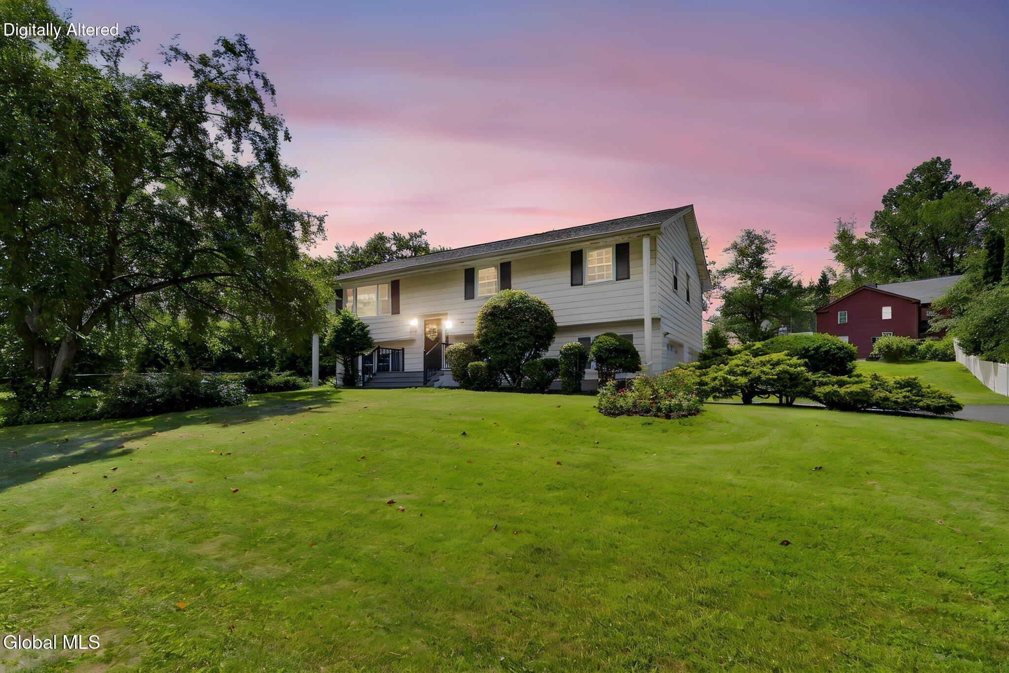 4 Farmingdale Road Latham NY 12110
