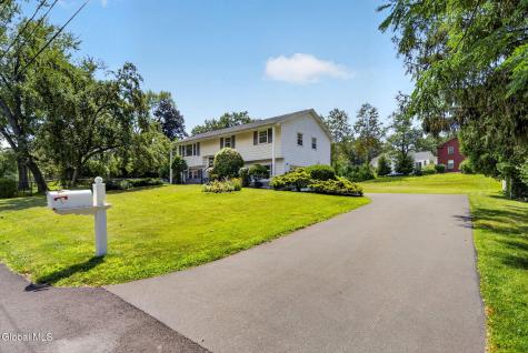 4 Farmingdale Road Latham NY 12110