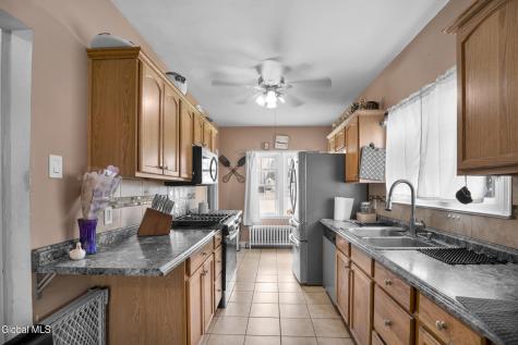 913 Altamont Avenue Schenectady NY 12303