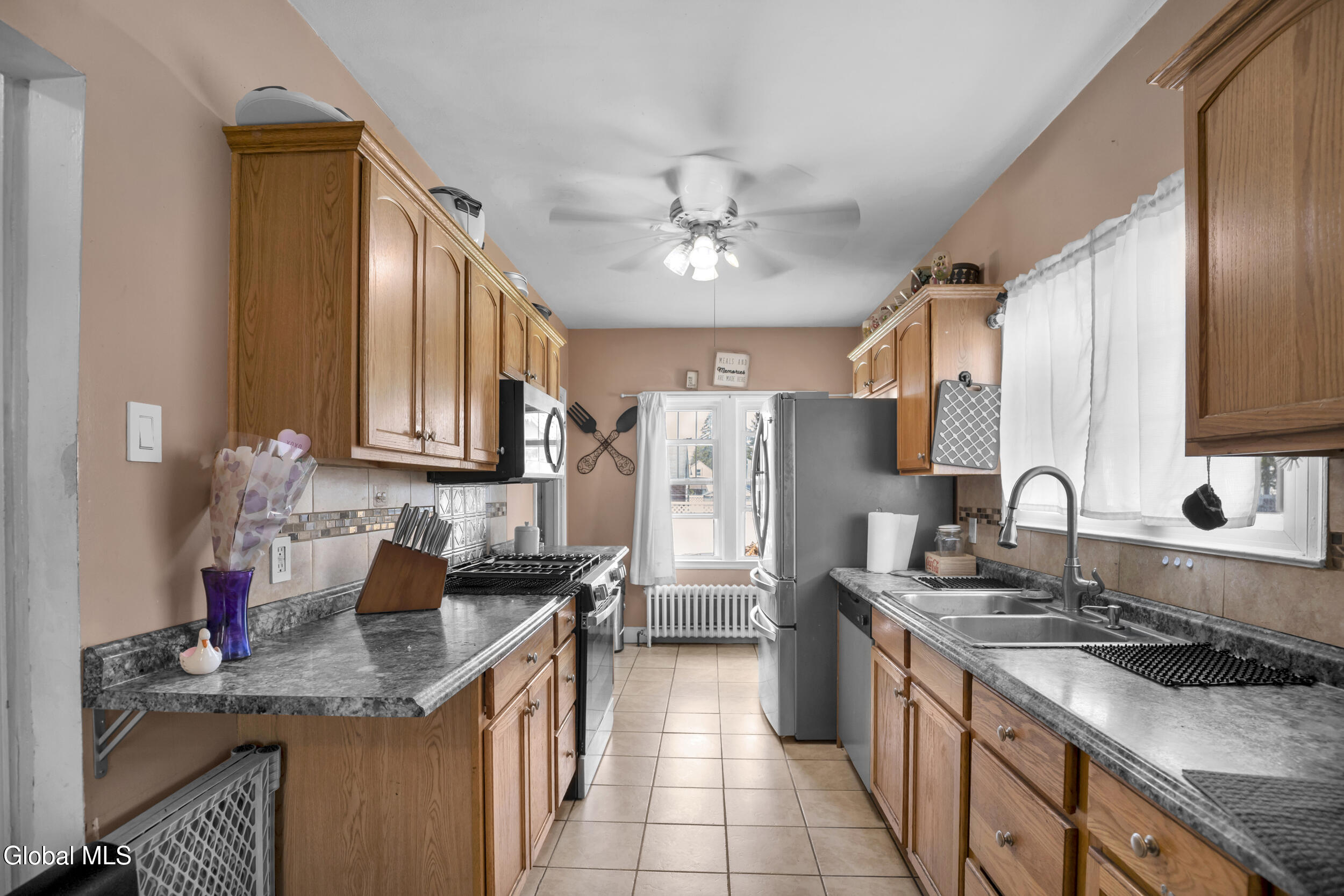 913 Altamont Avenue Schenectady NY 12303