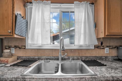 913 Altamont Avenue Schenectady NY 12303