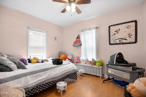 913 Altamont Avenue Schenectady NY 12303
