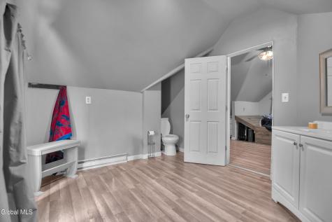 913 Altamont Avenue Schenectady NY 12303
