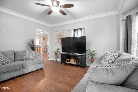 913 Altamont Avenue Schenectady NY 12303
