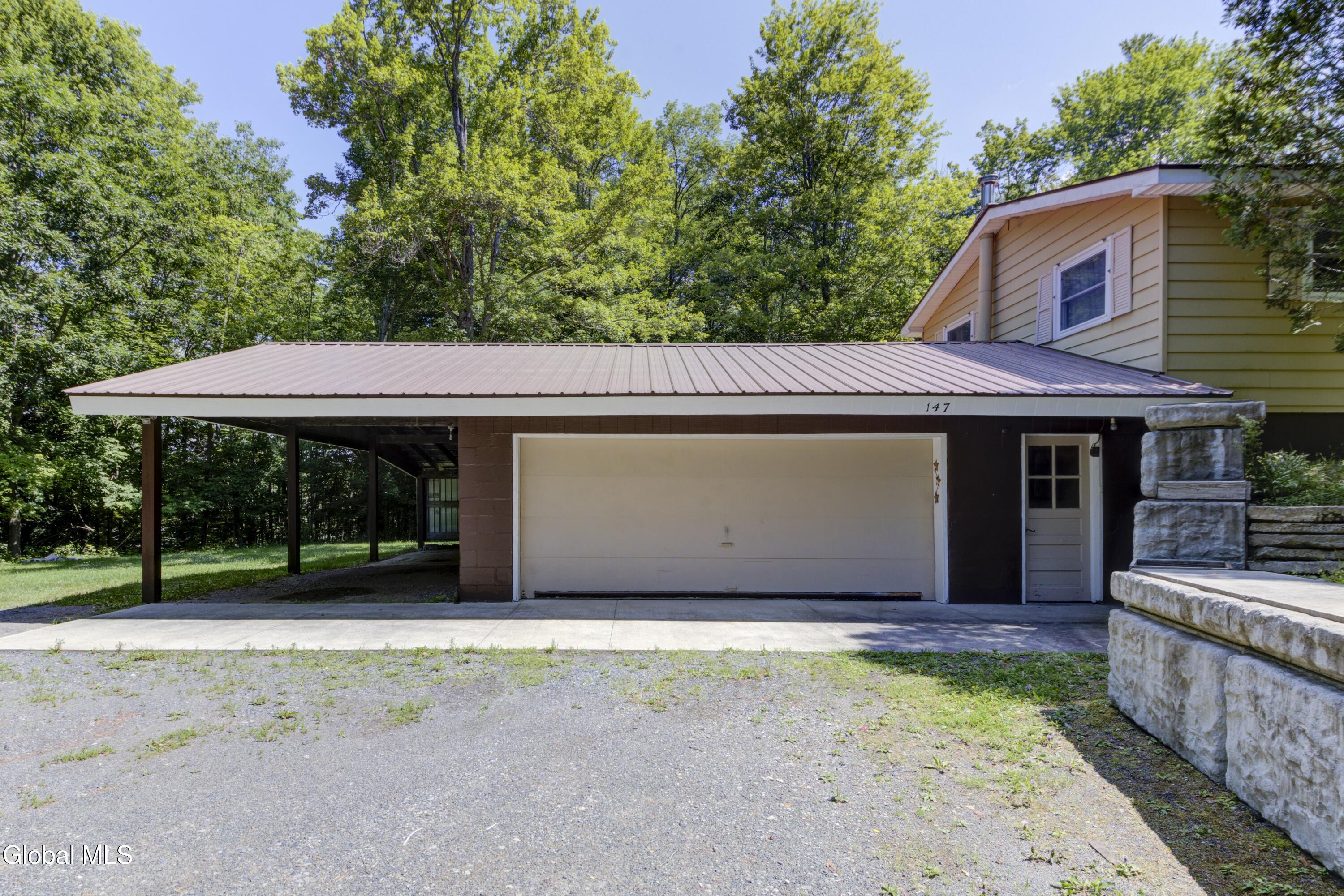 147 State Highway 10a Johnstown NY 12095