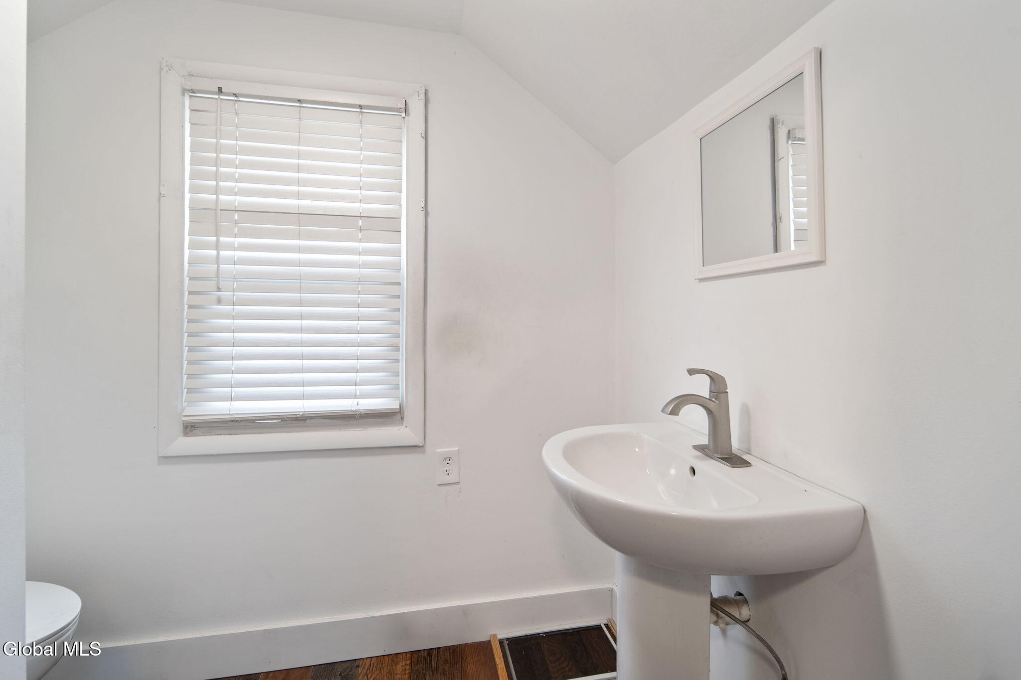 2609 2nd Avenue Schenectady NY 12303