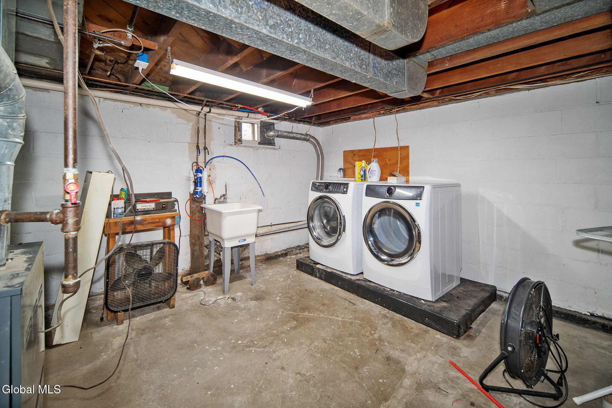 2609 2nd Avenue Schenectady NY 12303