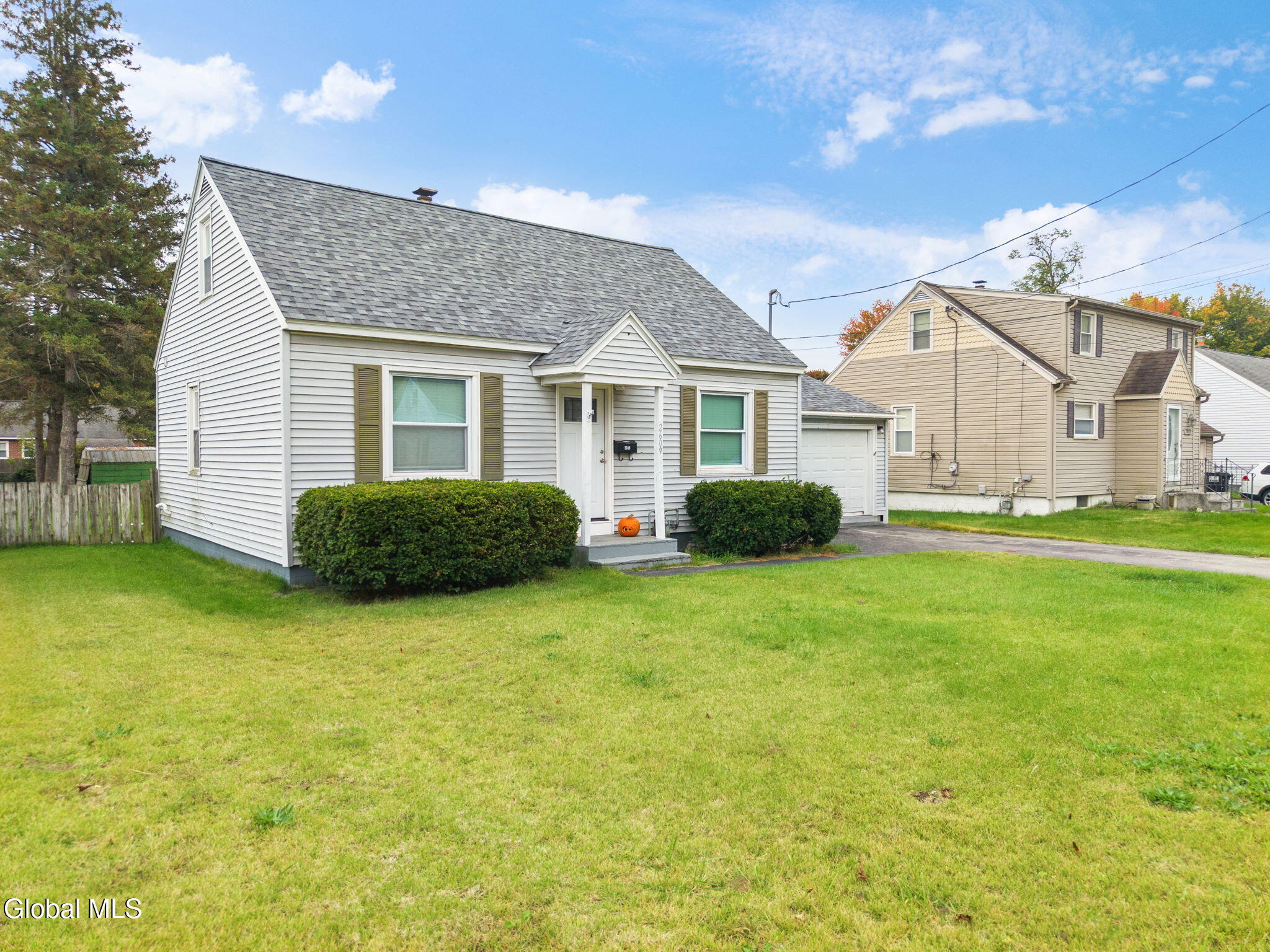 2609 2nd Avenue Schenectady NY 12303