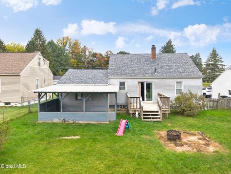 2609 2nd Avenue Schenectady NY 12303