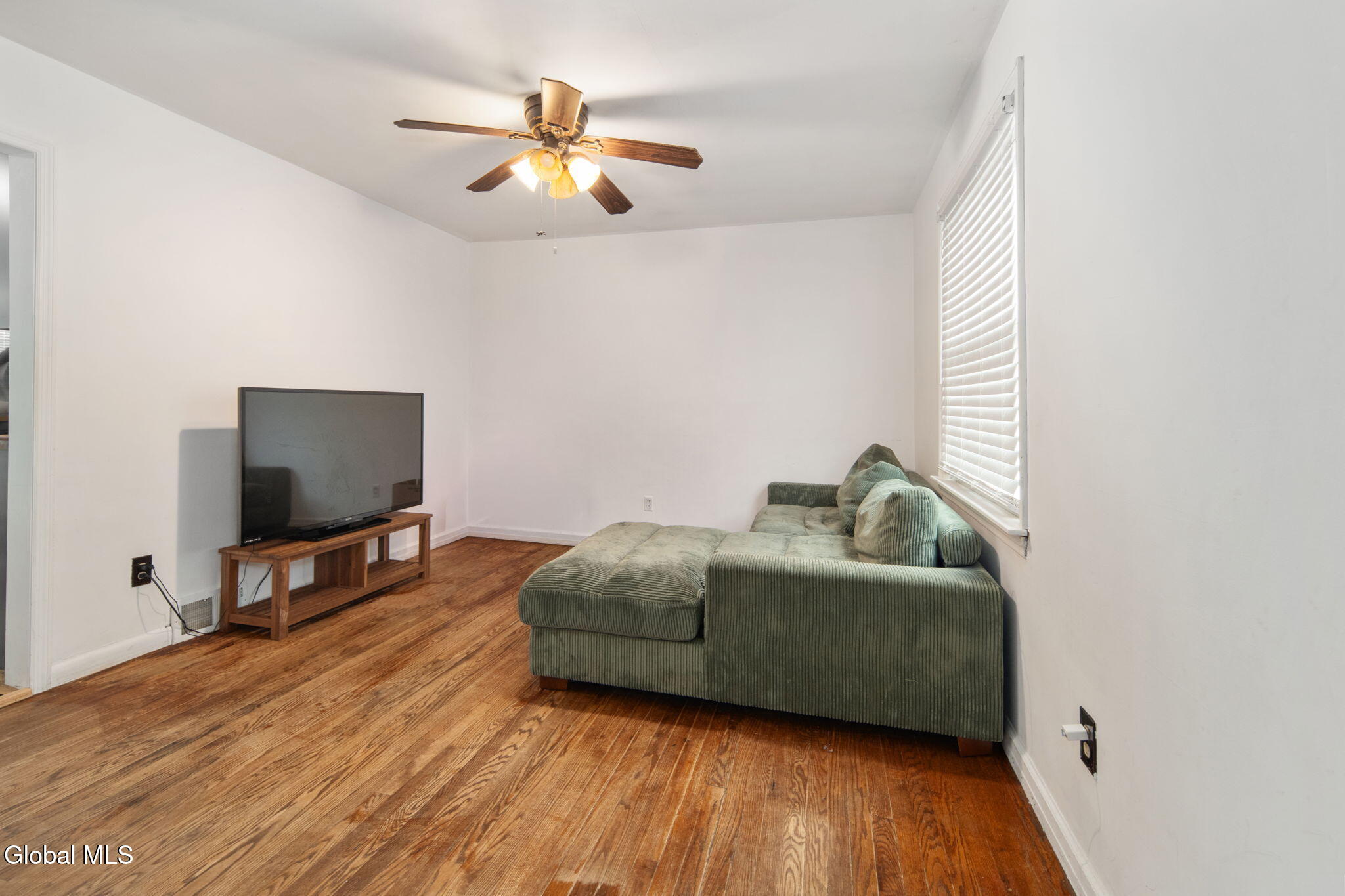 2609 2nd Avenue Schenectady NY 12303