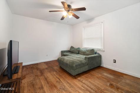 2609 2nd Avenue Schenectady NY 12303