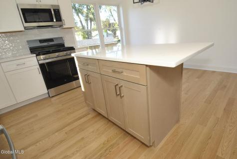 3975 Albany Street Schenectady NY 12304