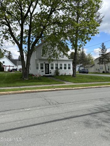 163 Manor Avenue Cohoes NY 12047