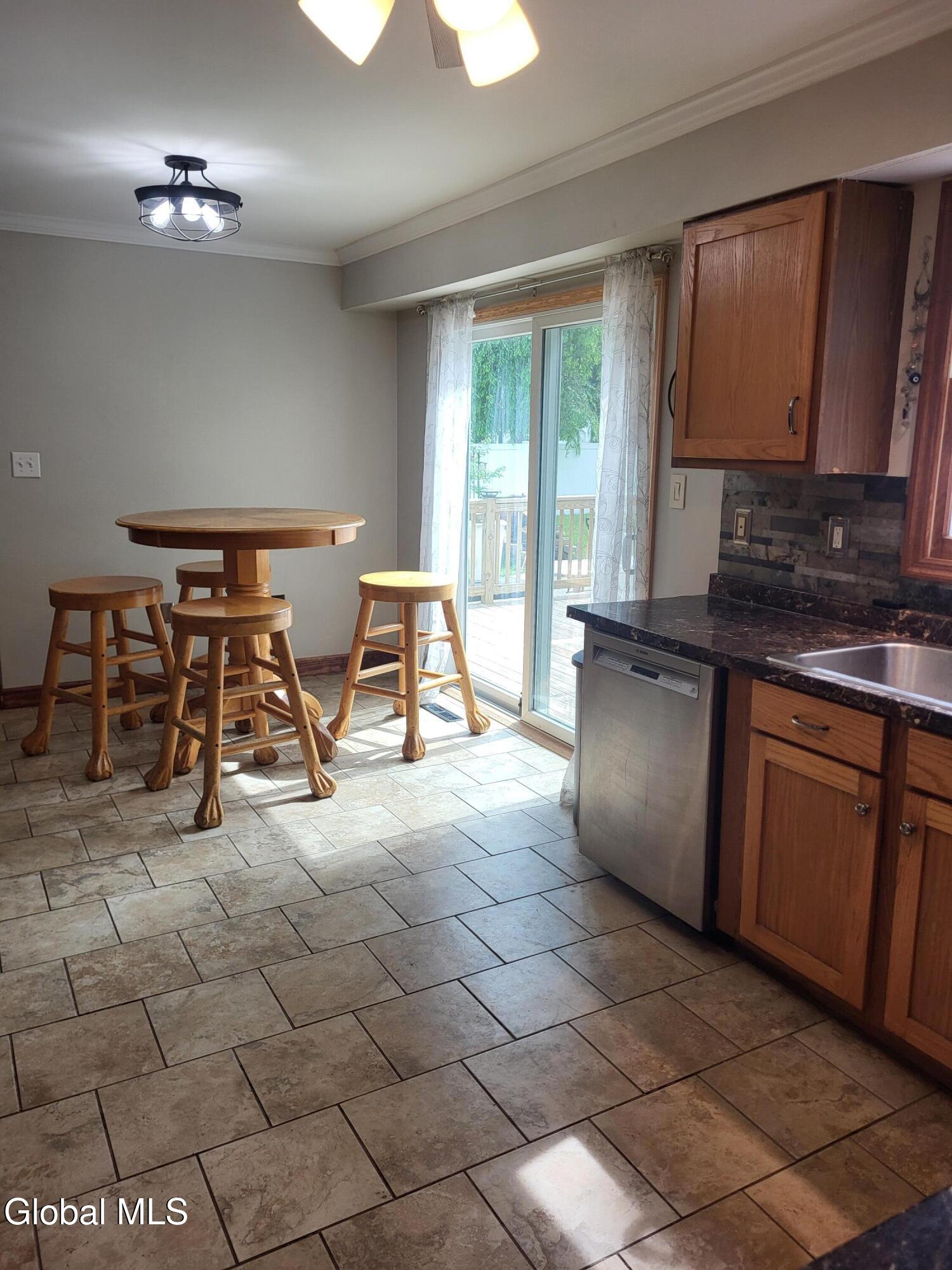 24 Rolling Hills Drive Gansevoort NY 12831