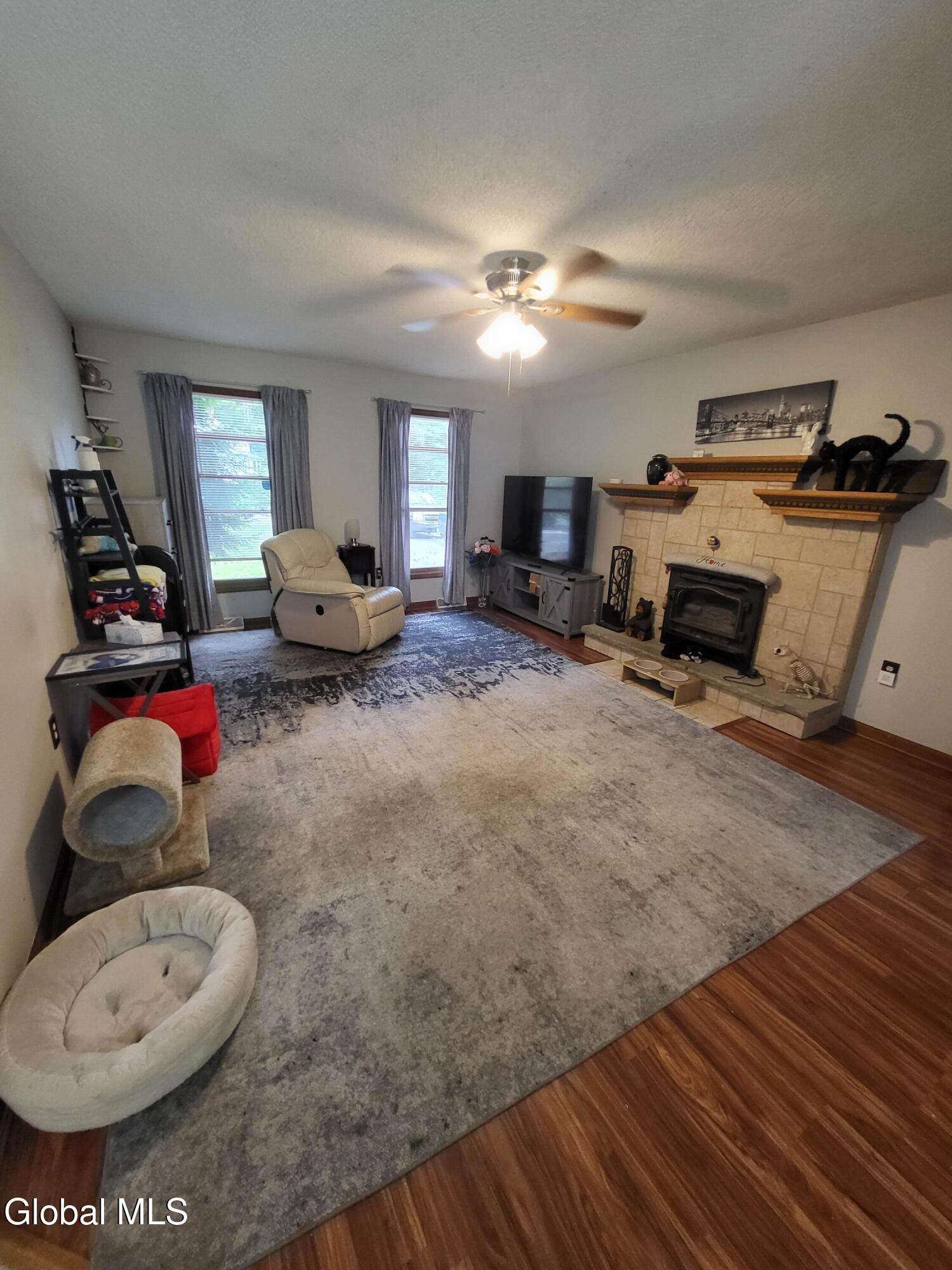 24 Rolling Hills Drive Gansevoort NY 12831