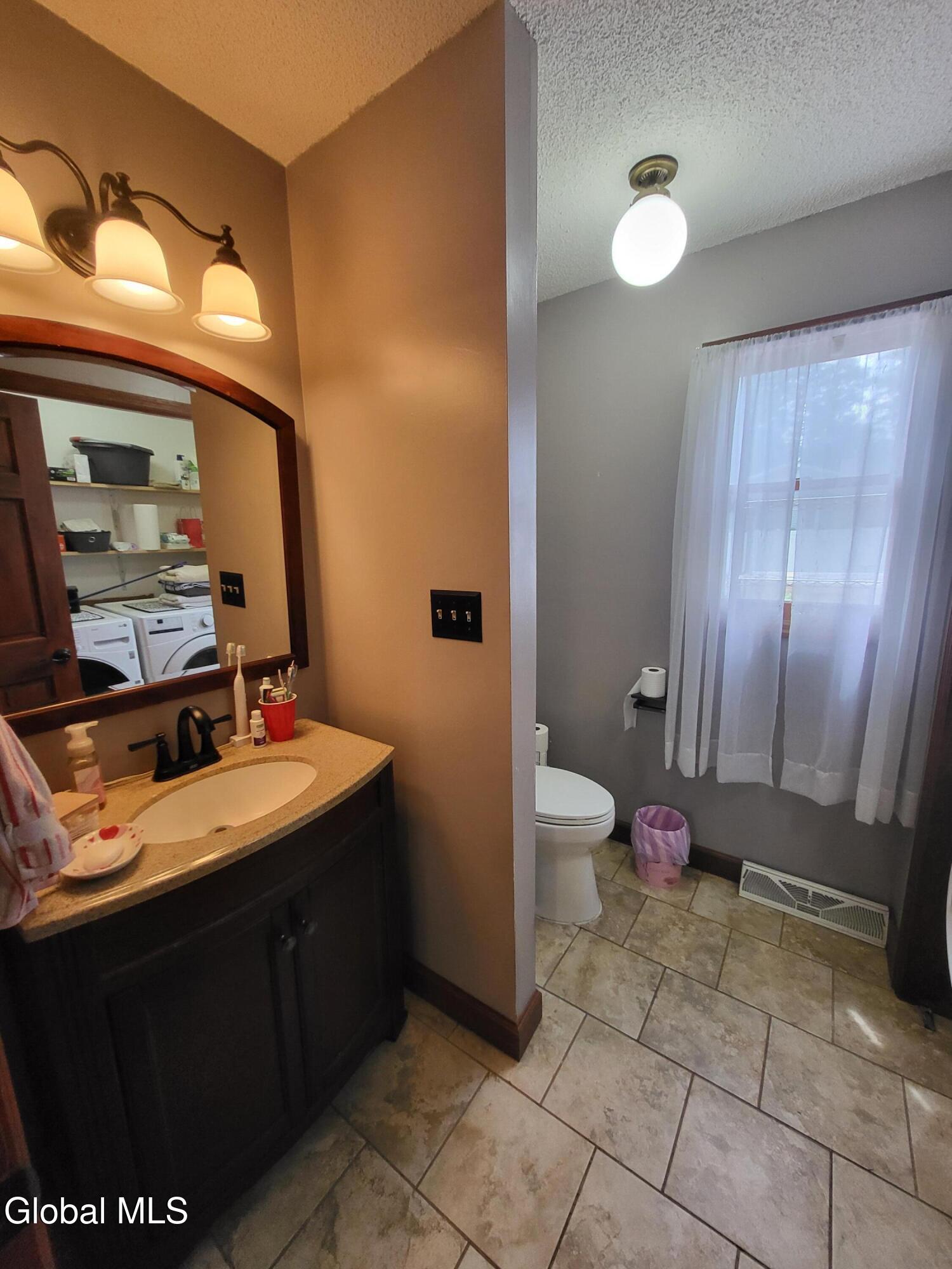 24 Rolling Hills Drive Gansevoort NY 12831