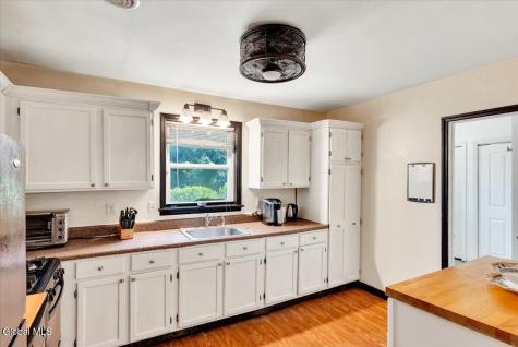 112 Old Route 23 Cairo NY 12413