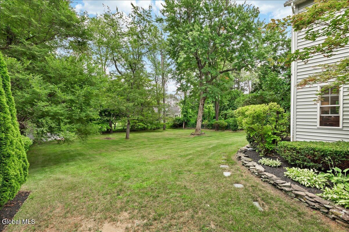 28 Loudon Parkway Loudonville NY 12211