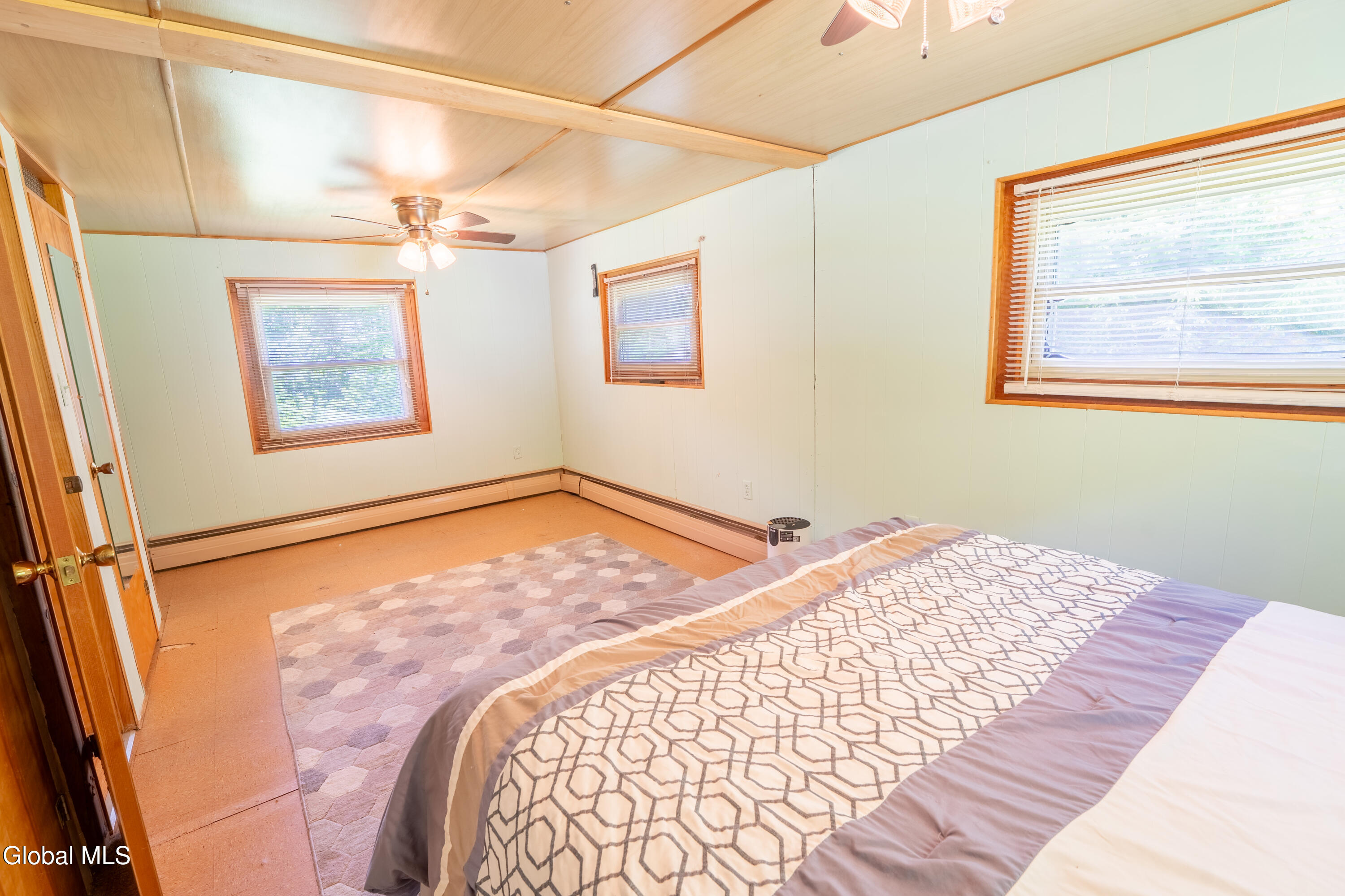 197 Lakeside Drive Mayfield NY 12117