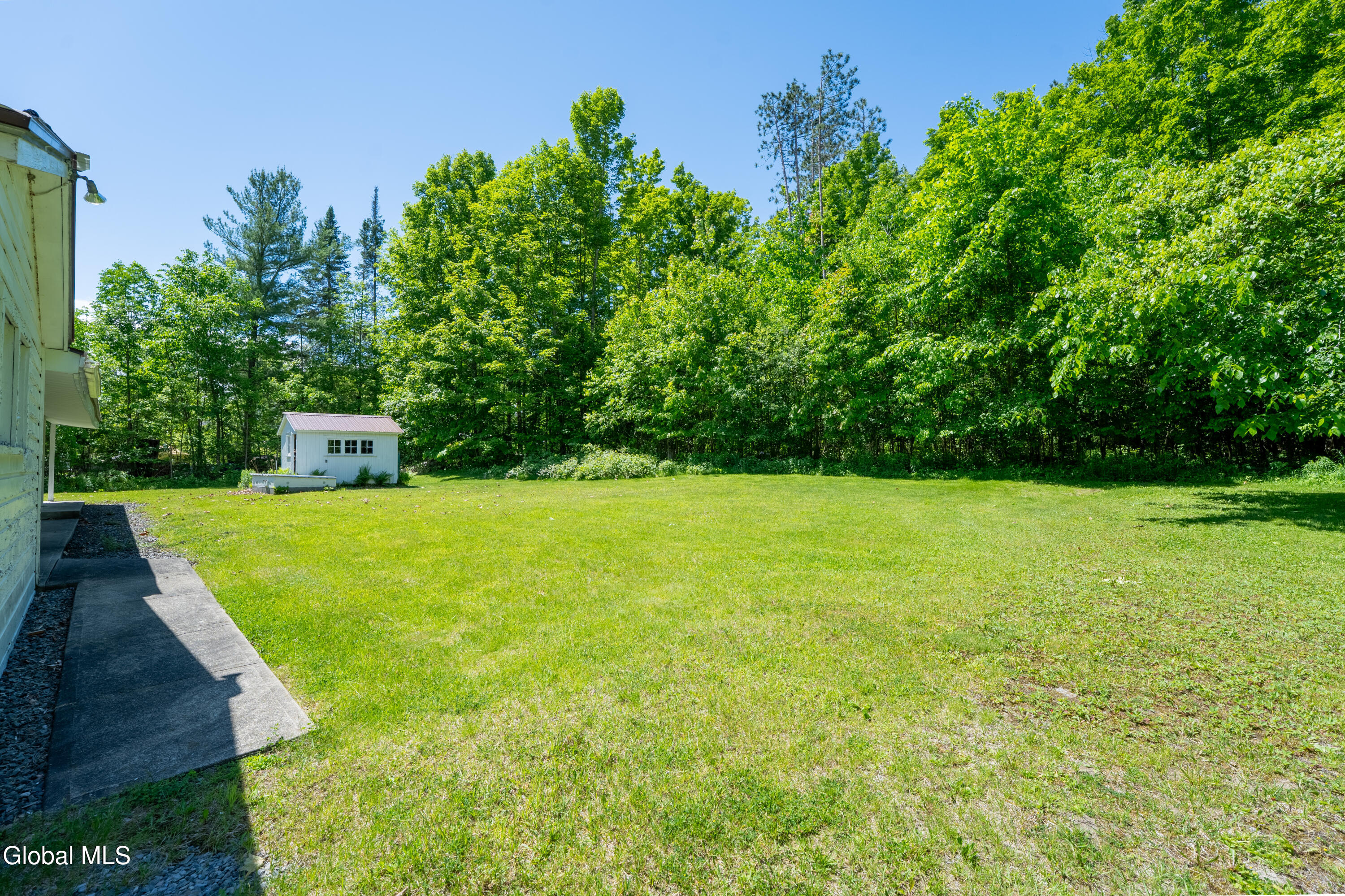 197 Lakeside Drive Mayfield NY 12117