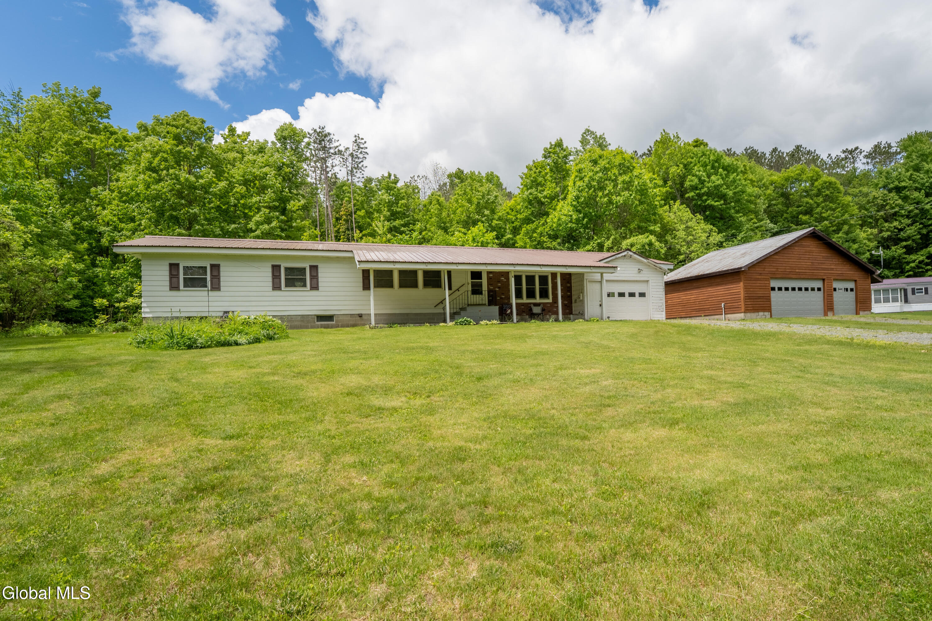 197 Lakeside Drive Mayfield NY 12117