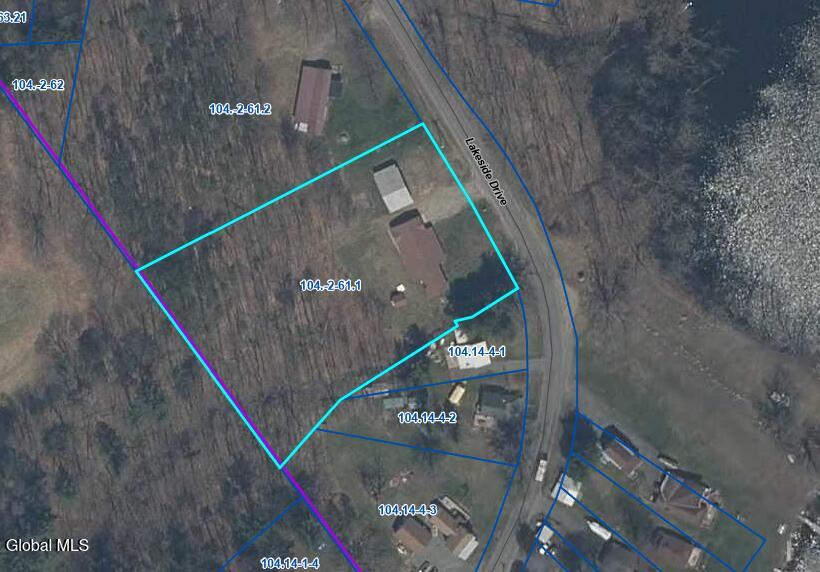 197 Lakeside Drive Mayfield NY 12117