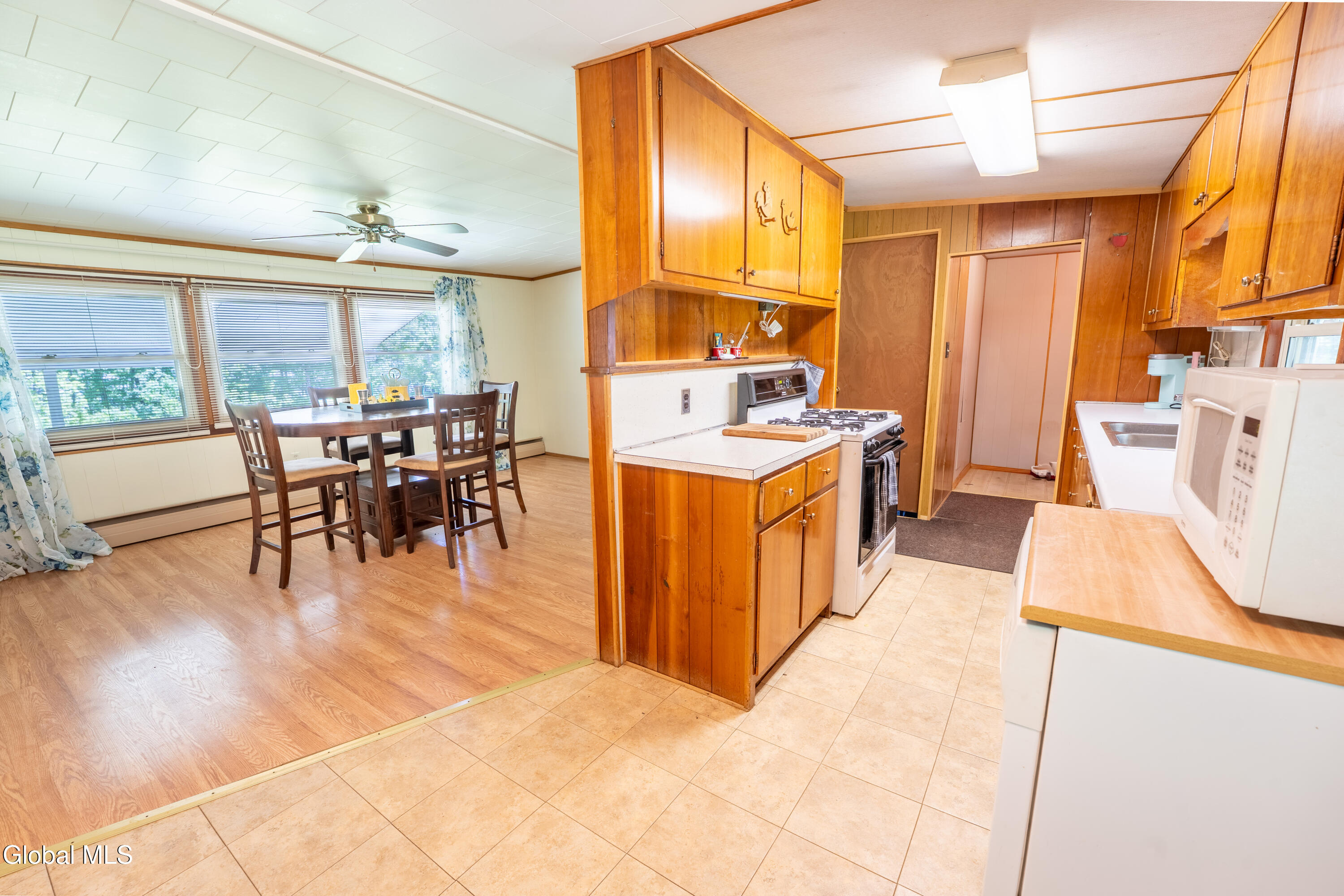 197 Lakeside Drive Mayfield NY 12117