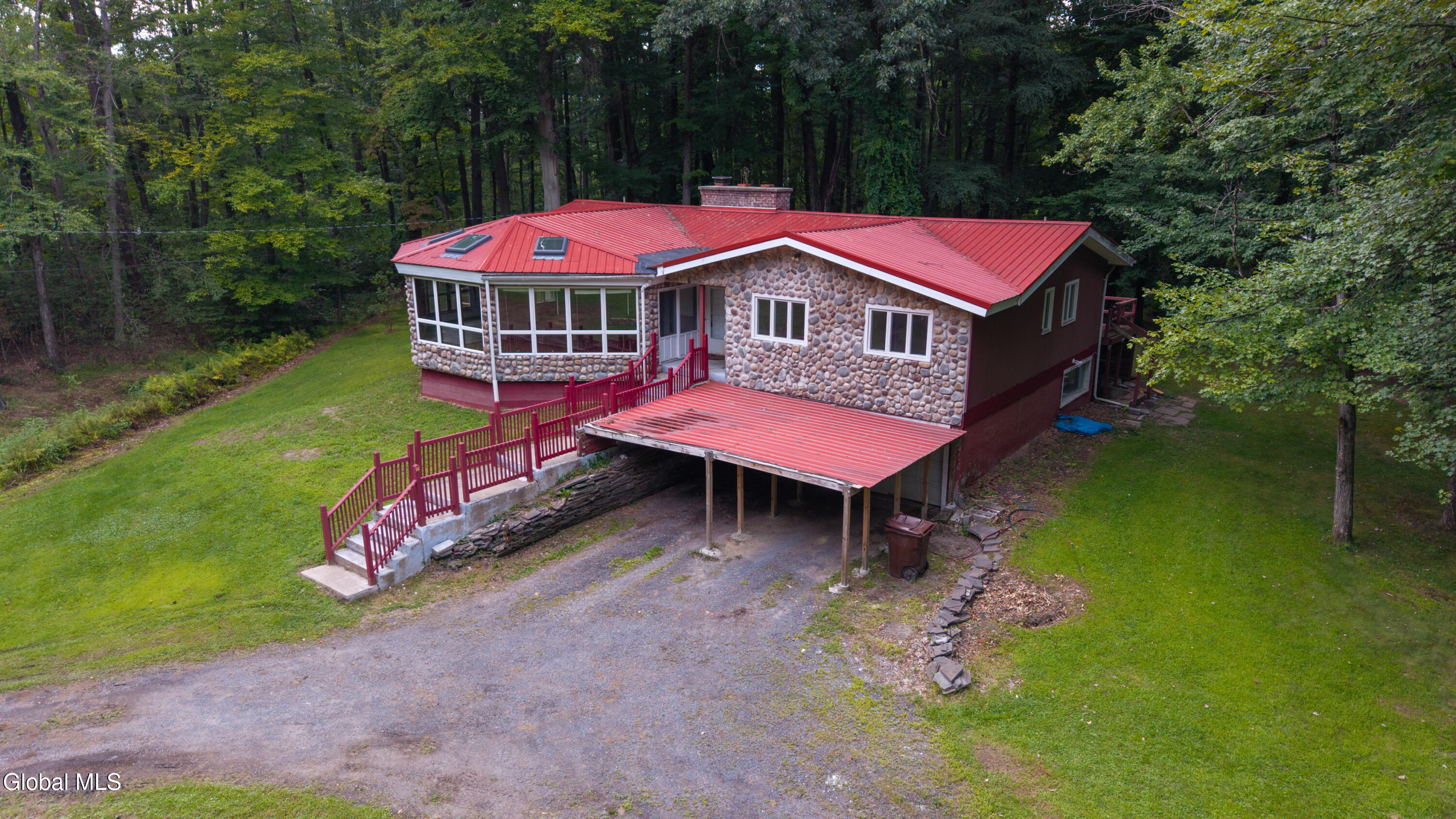 35 Wildwood Lane Selkirk NY 12158