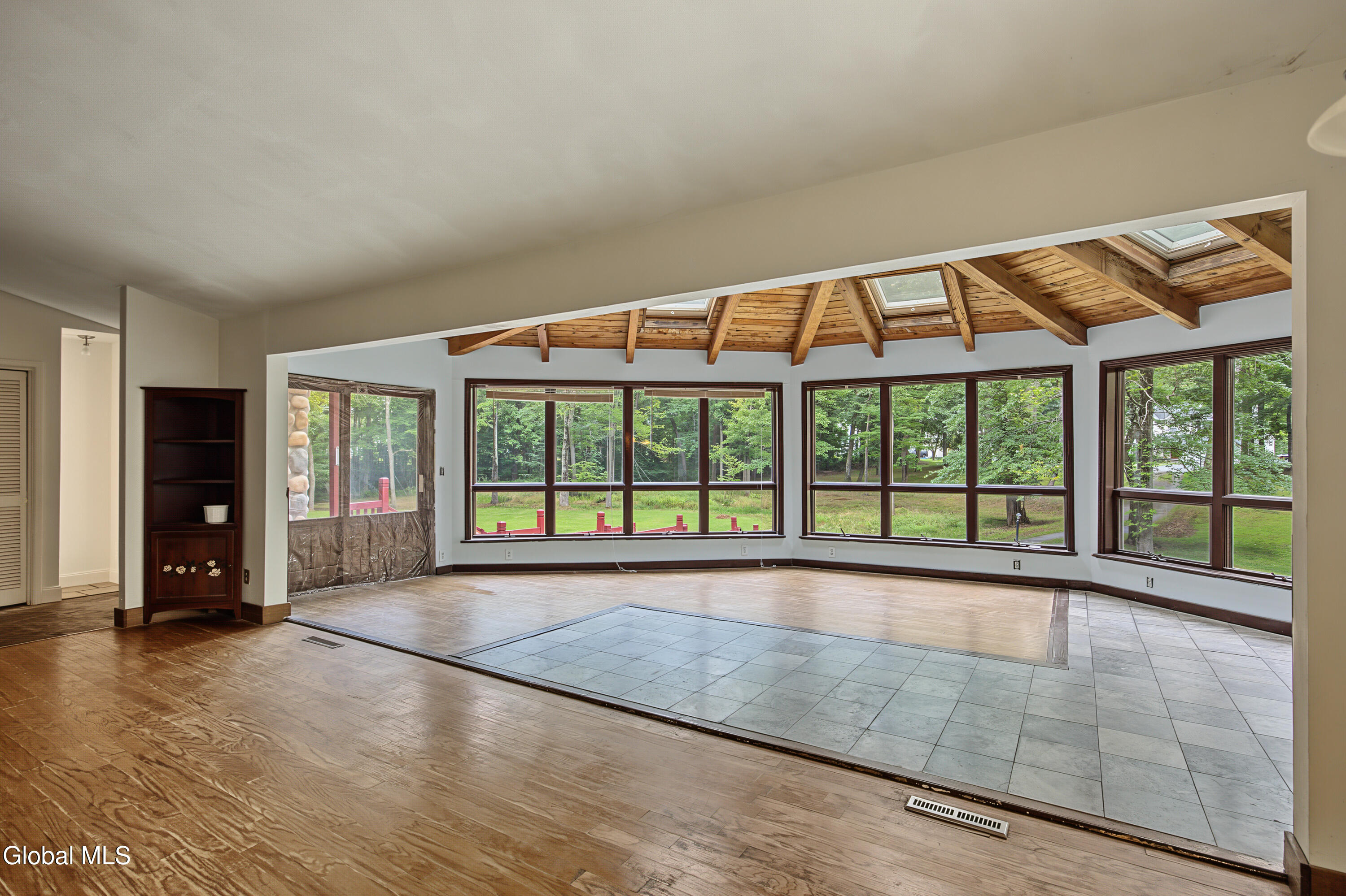 35 Wildwood Lane Selkirk NY 12158