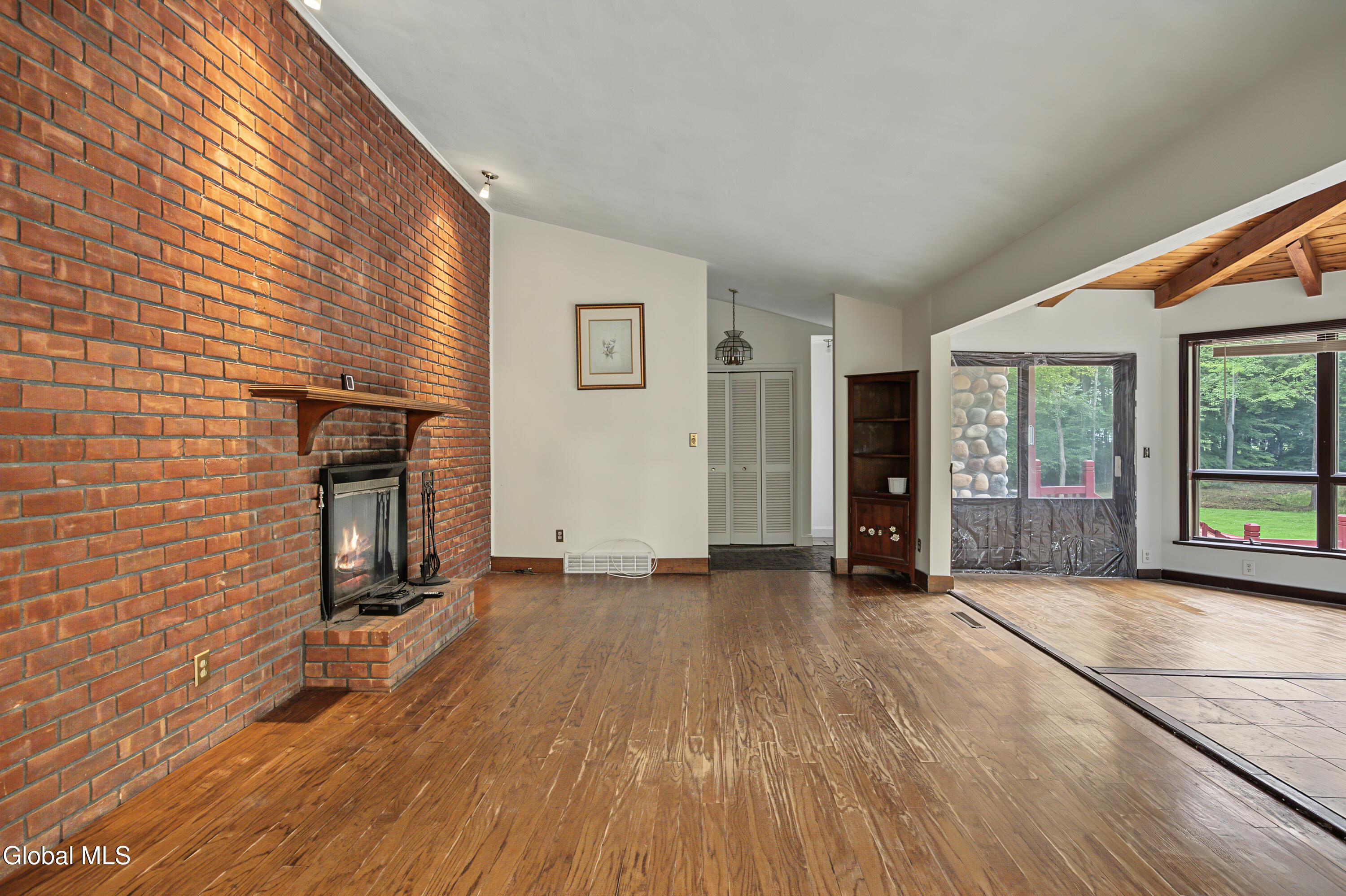 35 Wildwood Lane Selkirk NY 12158
