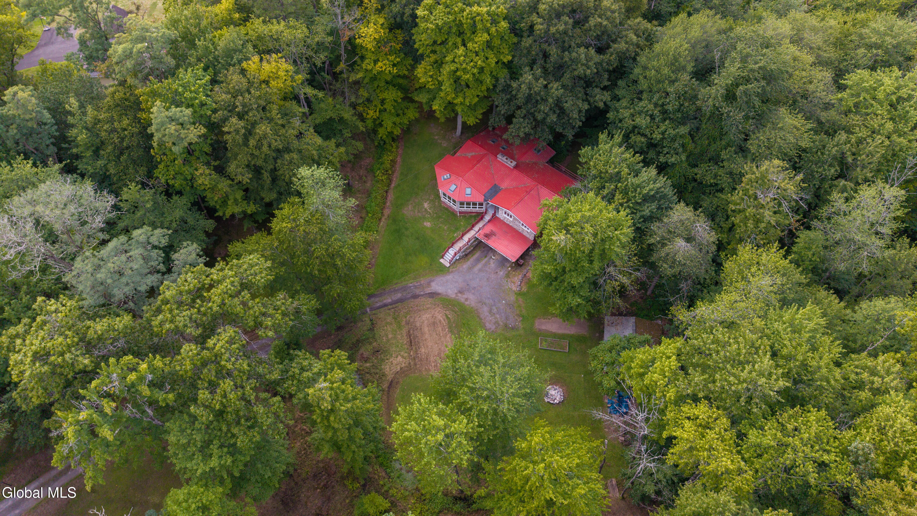 35 Wildwood Lane Selkirk NY 12158