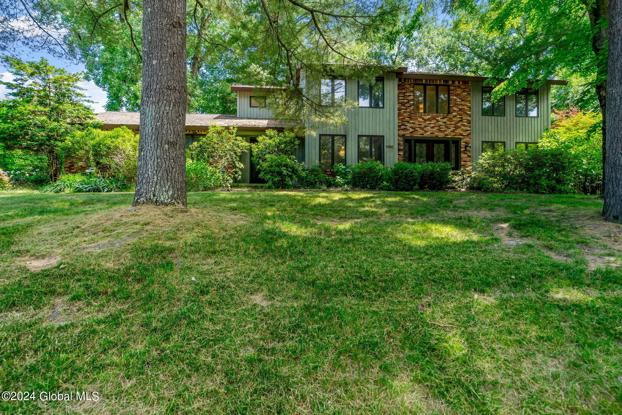 1042 Valerie Drive Niskayuna NY 12309