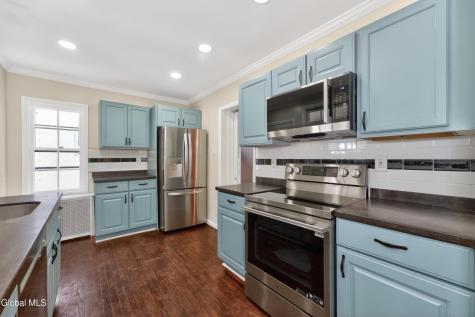 37 Grant Avenue Amsterdam NY 12010