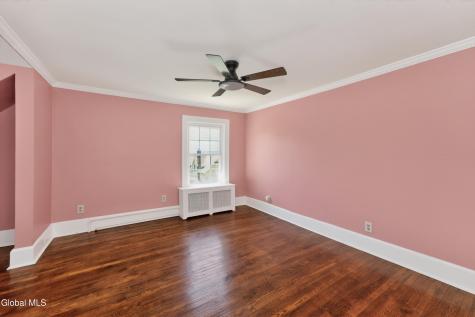37 Grant Avenue Amsterdam NY 12010