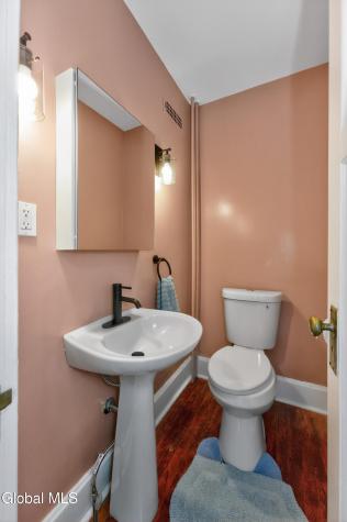 37 Grant Avenue Amsterdam NY 12010