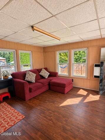 261 Vly Road Schenectady NY 12309