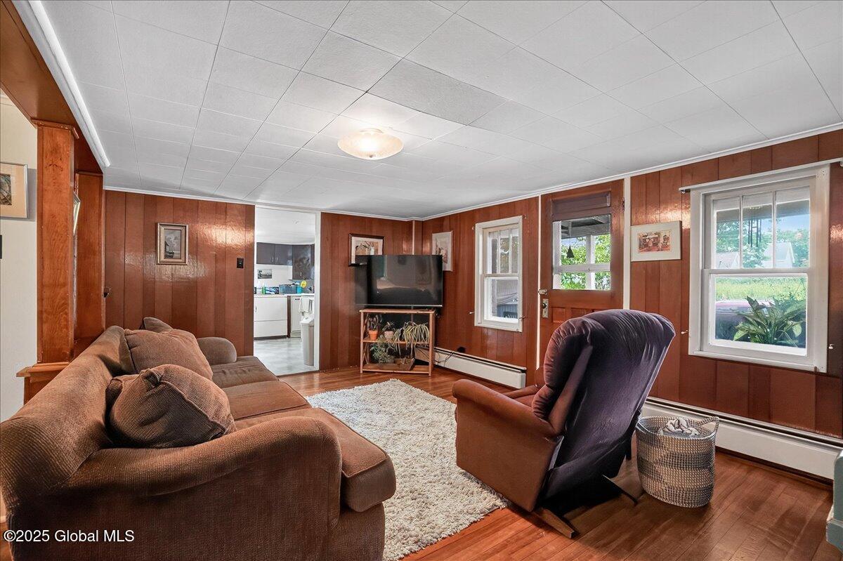 4443 Ny-150 West Sand Lake NY 12196