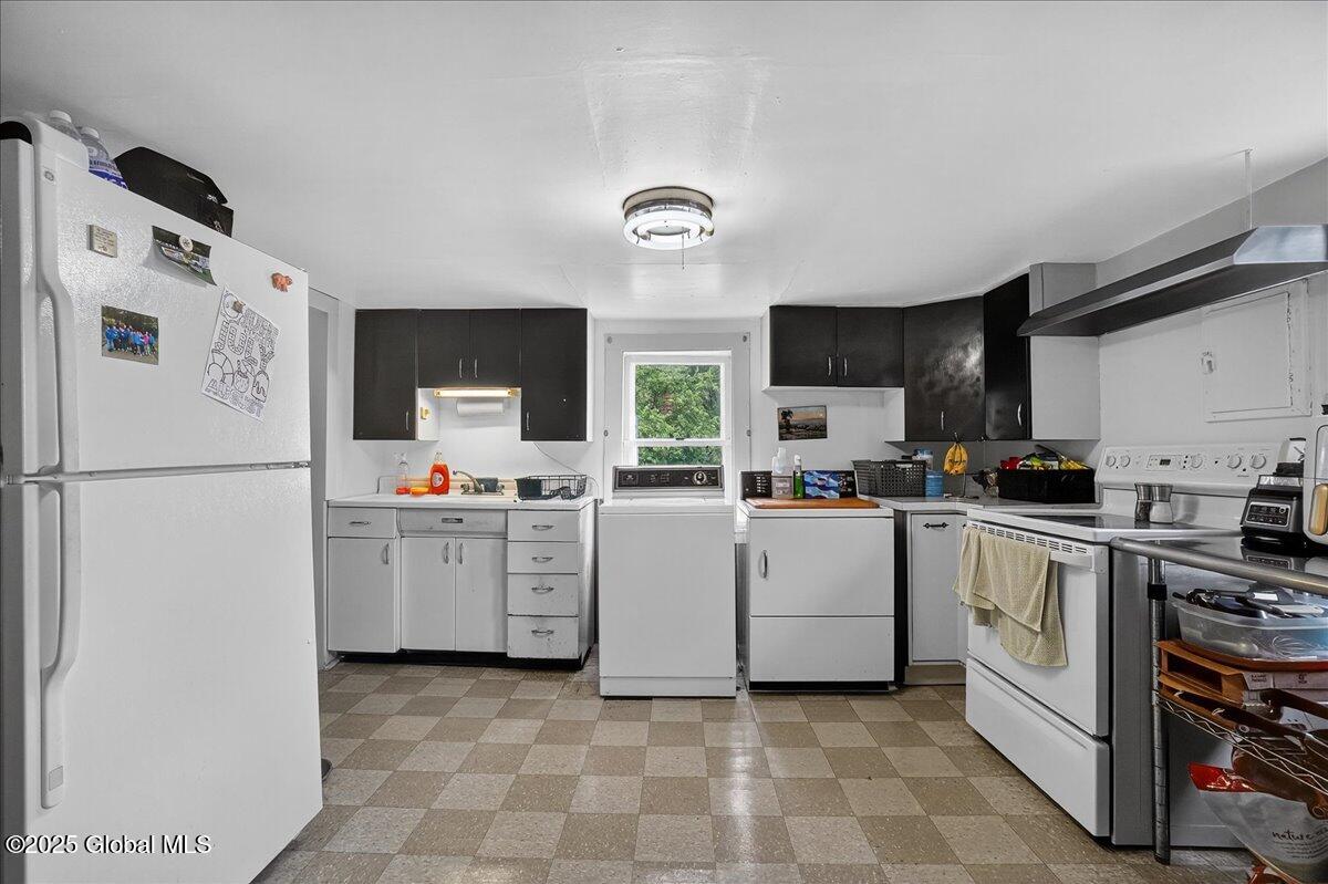 4443 Ny-150 West Sand Lake NY 12196