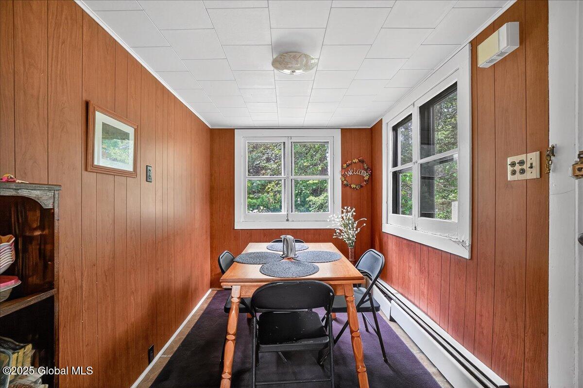 4443 Ny-150 West Sand Lake NY 12196
