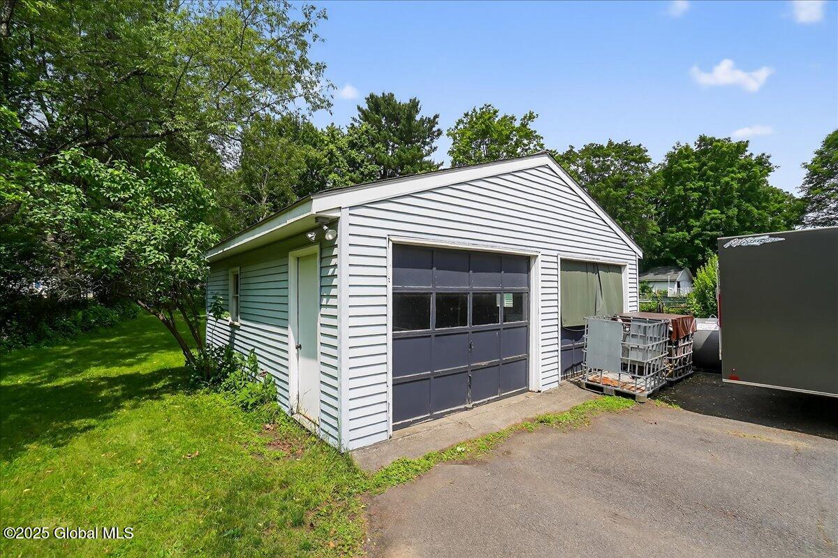4443 Ny-150 West Sand Lake NY 12196