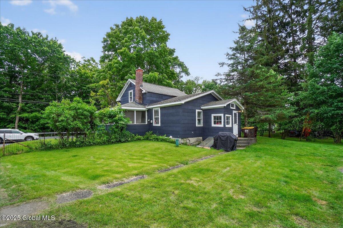 4443 Ny-150 West Sand Lake NY 12196