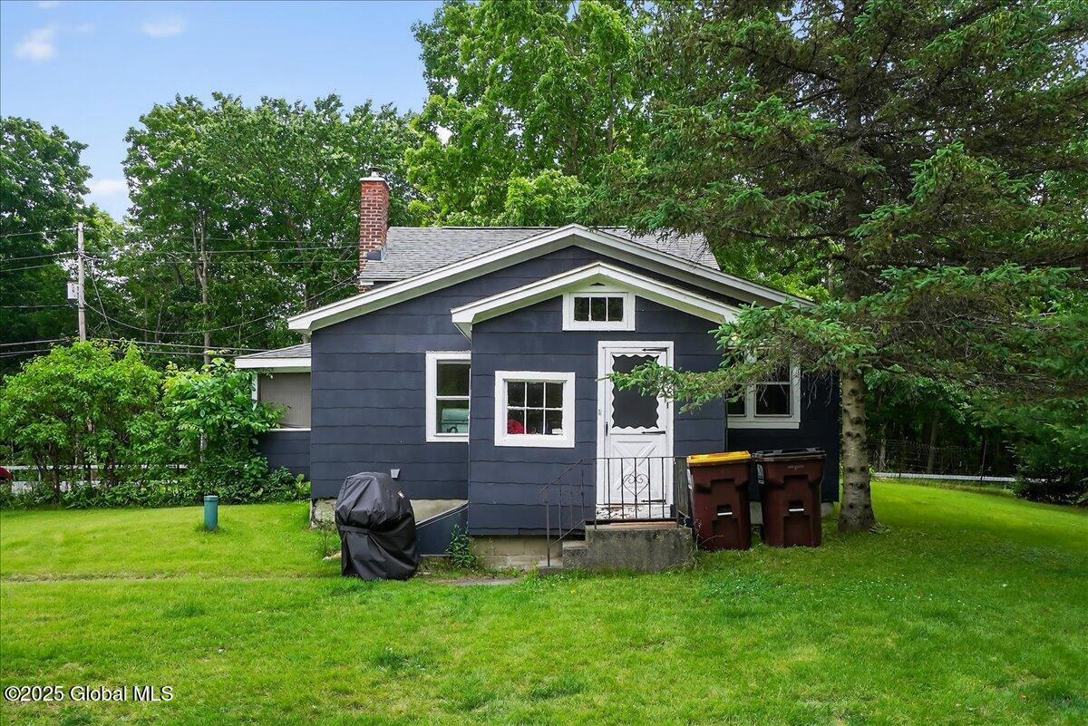 4443 Ny-150 West Sand Lake NY 12196