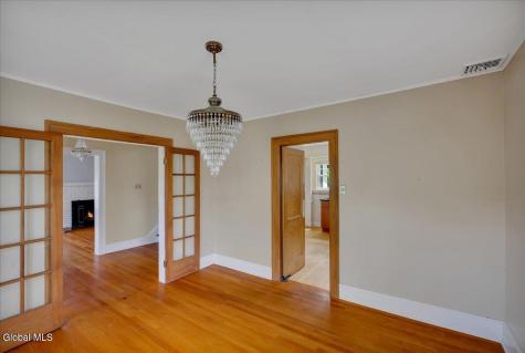246 S Main Avenue Albany NY 12208
