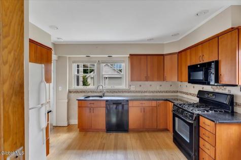 246 S Main Avenue Albany NY 12208