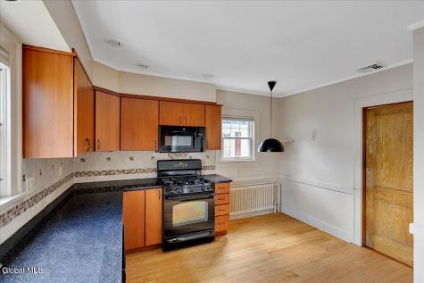 246 S Main Avenue Albany NY 12208